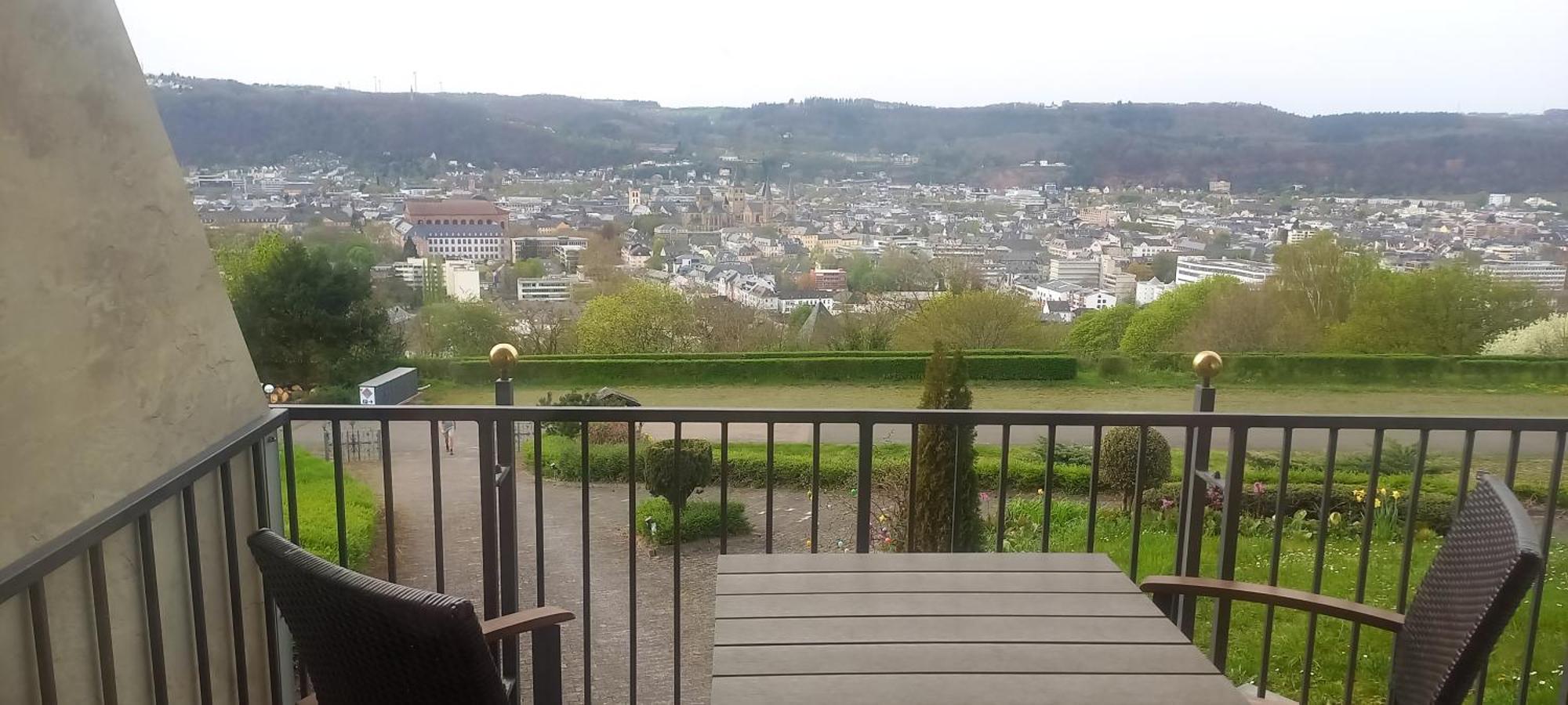 Ferienwohnungen Petrisberg Trier Oda fotoğraf